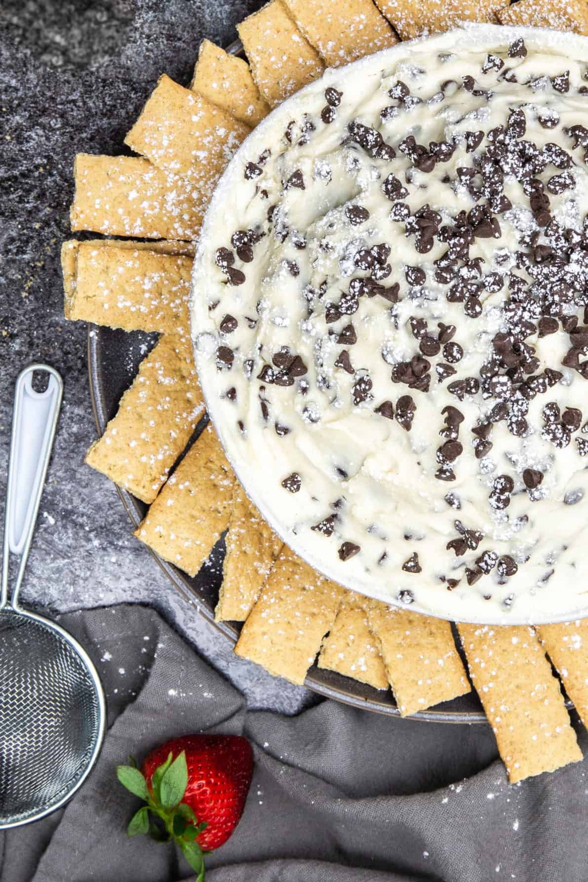 Photo of cannoli dip with graham crackers.
